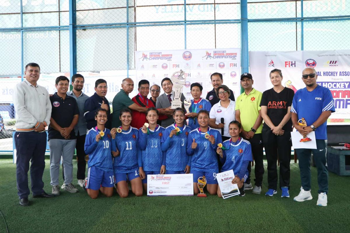 फाईभ ए साईड इन्डोर हक्कीमा आर्मी च्याम्पियन