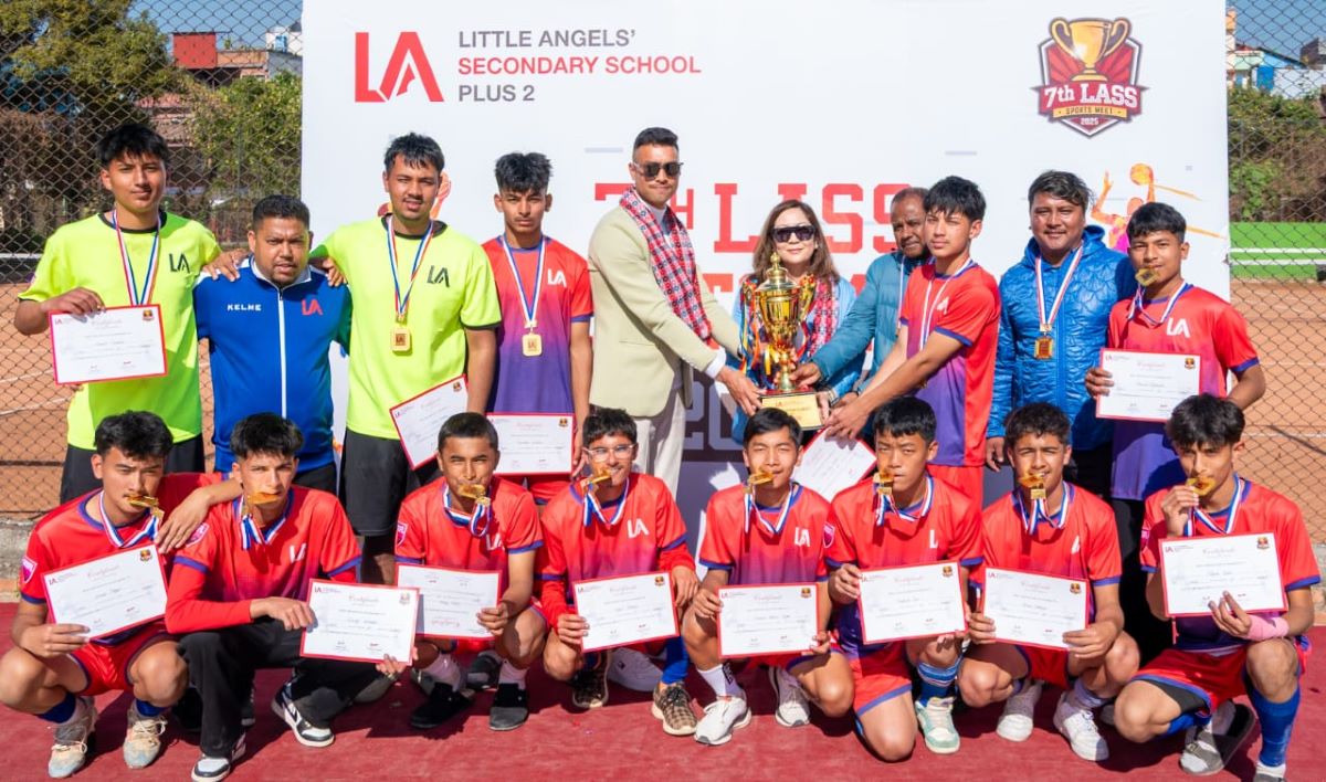 आयोजक एलए ब्वाइज फुटबलमा च्याम्पियन