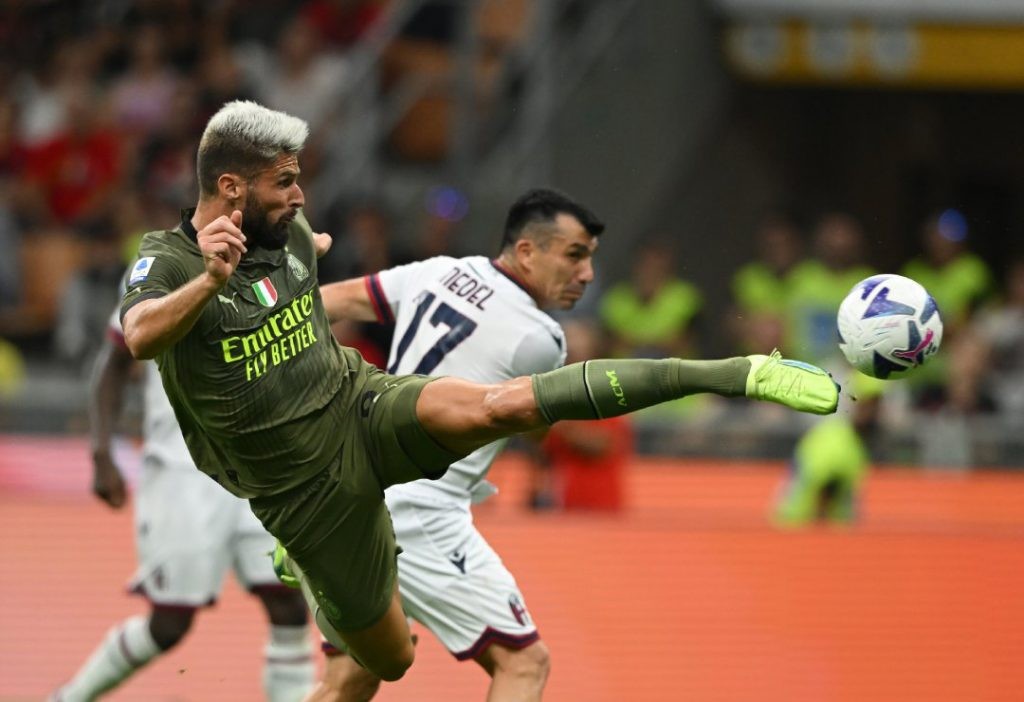 मिलान शीर्ष स्थानमा