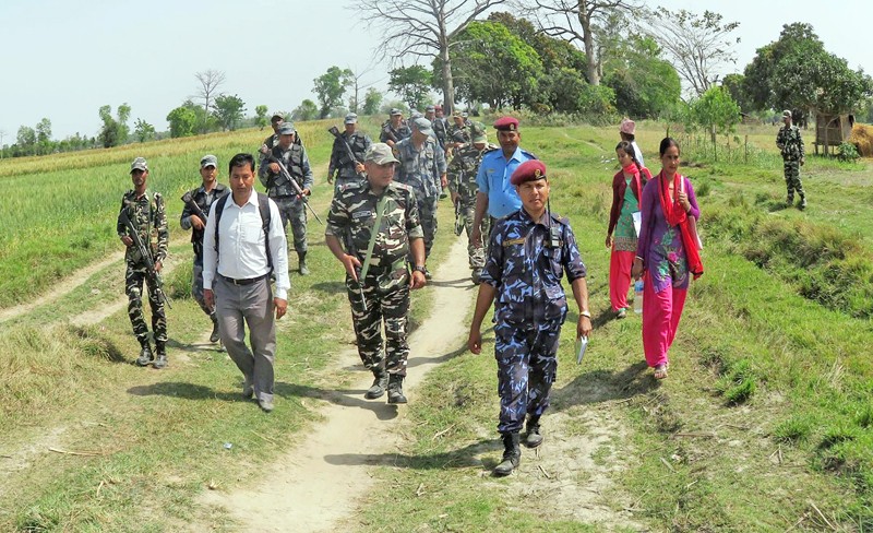 दुई देशका सशस्त्र बलद्वारा सीमास्तम्भ निरीक्षण