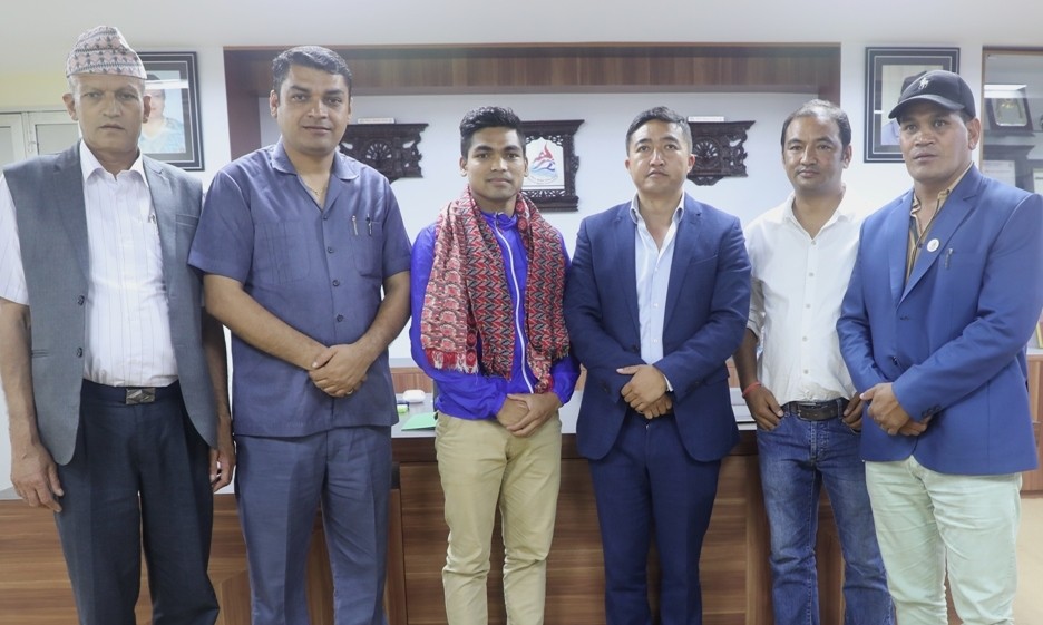 खेलाडी गुणराजलाई बधाई तथा सम्मान