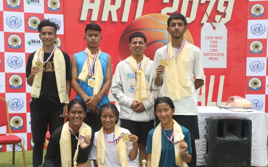 न्यु जेनिथ र ग्रान्डीलाई उपाधि