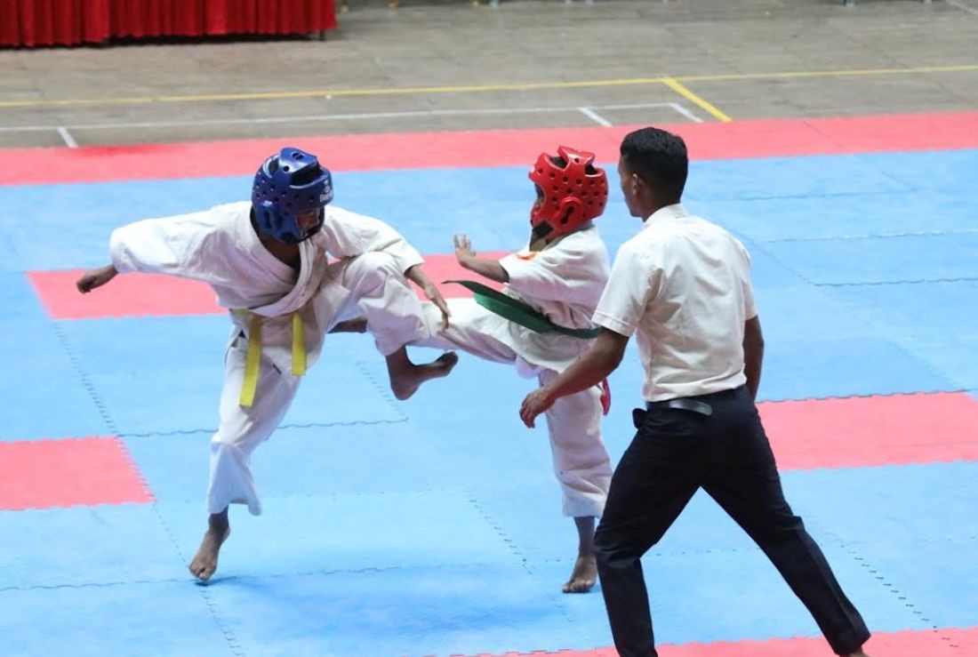 प्रिन्स सेमिफाइनलमा