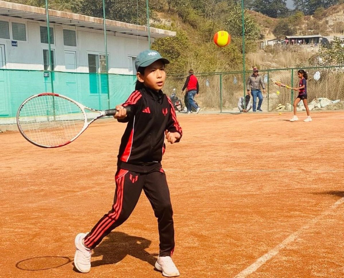 फ्ल्यास स्पोर्ट्स जुनियर टेनिस सुरु