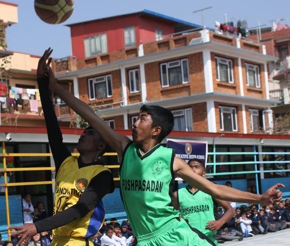 बास्केटबलमा इनोभेटिभ दोहारो उपाधि नजिक