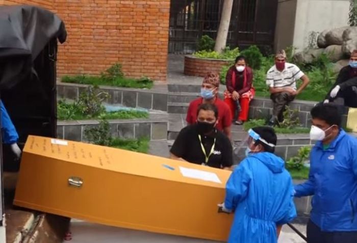 विदेशमा रोकिएका मध्ये २३ नेपालीको शव आज ल्याइयो