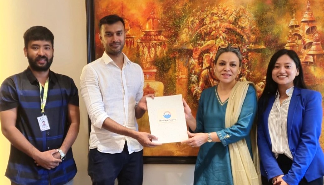 हिमालयन एभरेष्ट इन्स्योरेन्सले गर्यो डोको रिसाइक्लर्ससँग सहकार्य