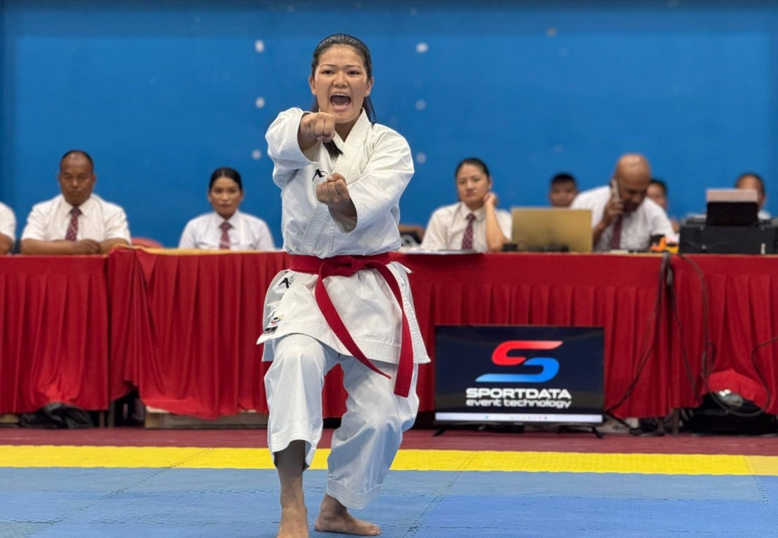 काठमाडौं जिल्लाव्यापी खेलकुदको एकल कातामा एलिनालाई स्वर्ण