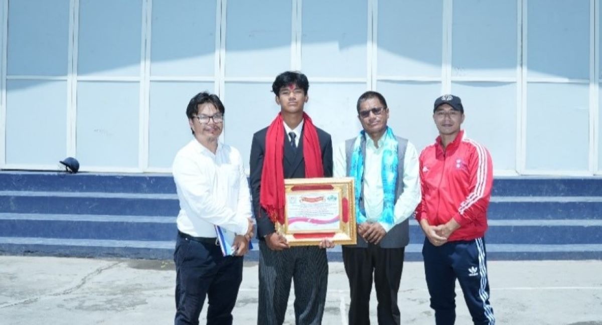 क्रिकेटर जोय नगदसहित सम्मानित